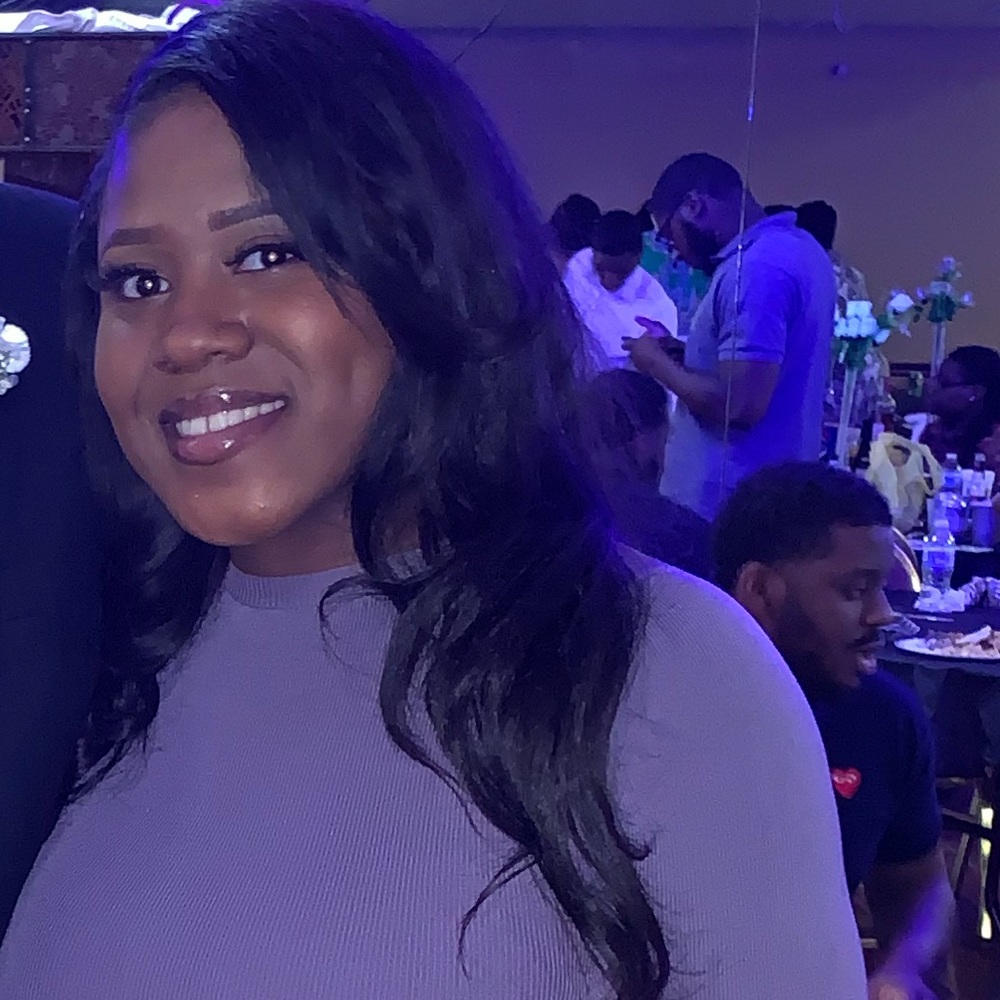 Meet your Posher, Kiki